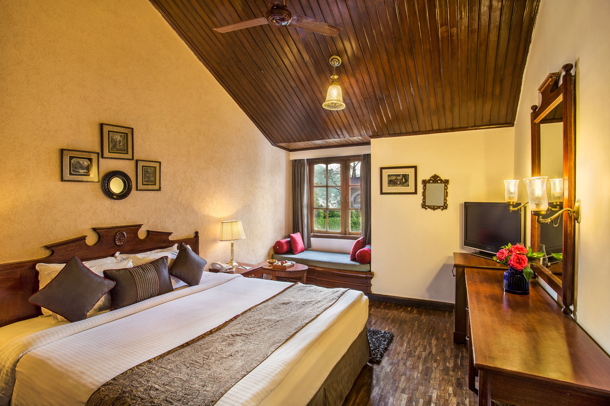 The Naini Retreat, Nainital By Leisure Hotels Ngoại thất bức ảnh